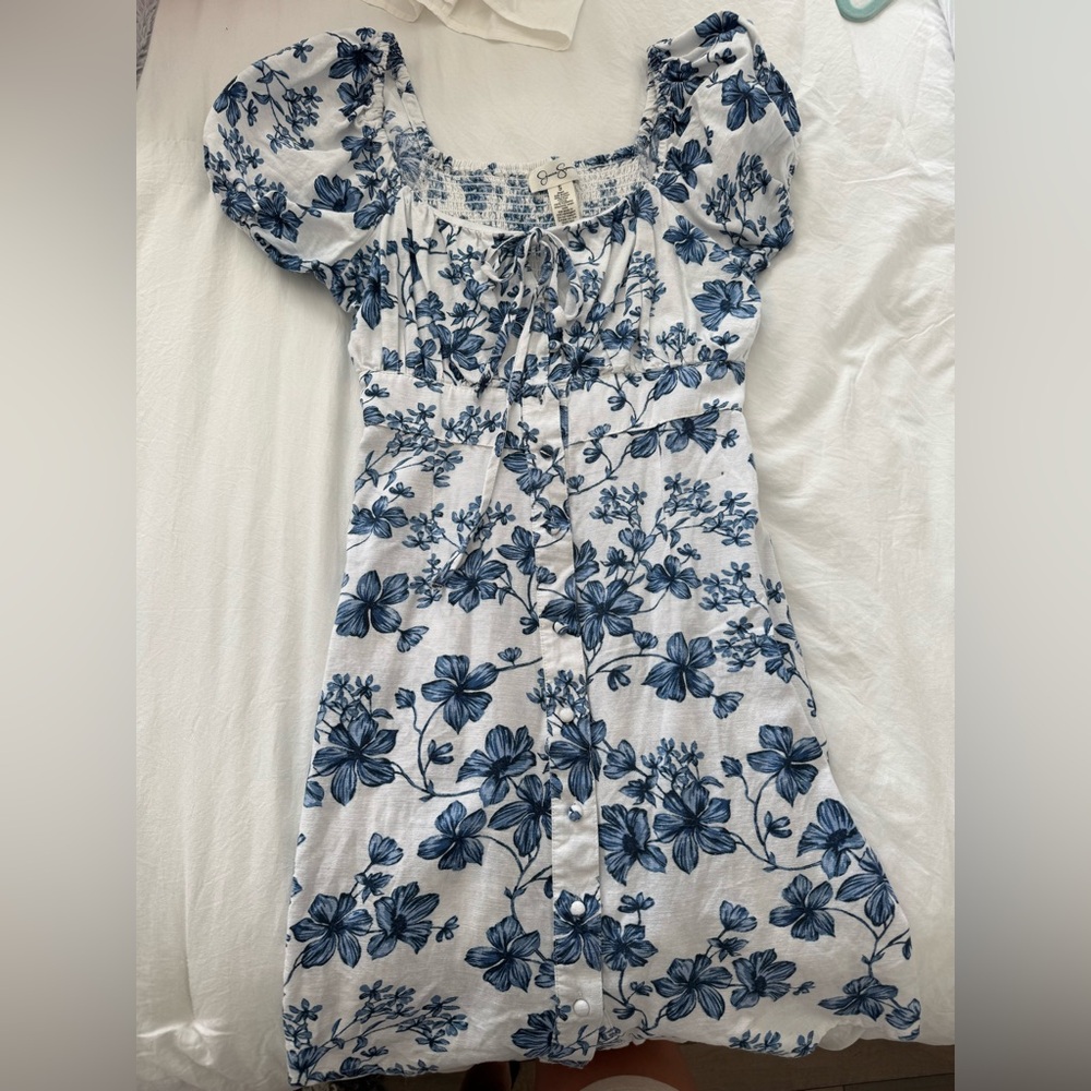 Jessica Simpson Floral Blue and White Dress